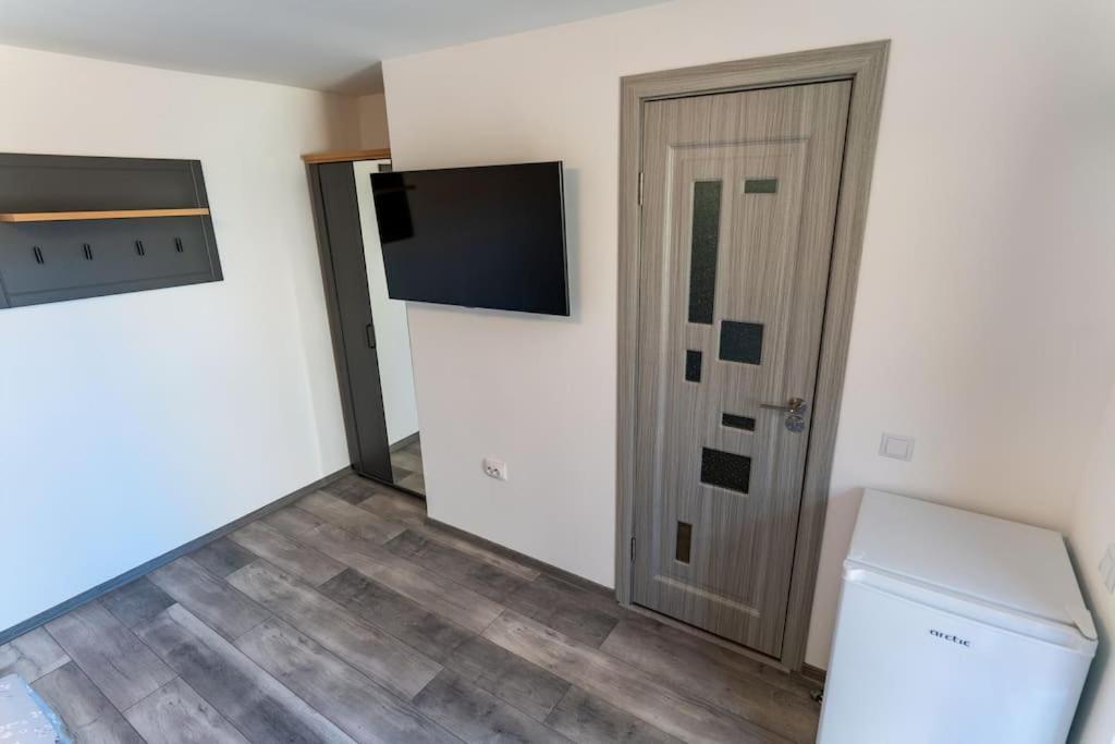 La Bebe 3 Apartment Hunedoara Ngoại thất bức ảnh